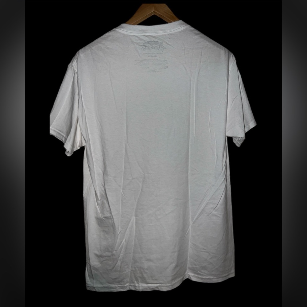 🍕NWOT! TMNT Michaelangelo Pizzeria Tshirt - Picture 4 of 4
